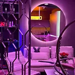 Bdsm Swing Klima Jakosc Bast, Idelny Na Prezent ,lustra Wszedzie ,super Wygodne Lozko , Hustawka , Tylko Dla Doroslych Adults Only Parking W Cenie