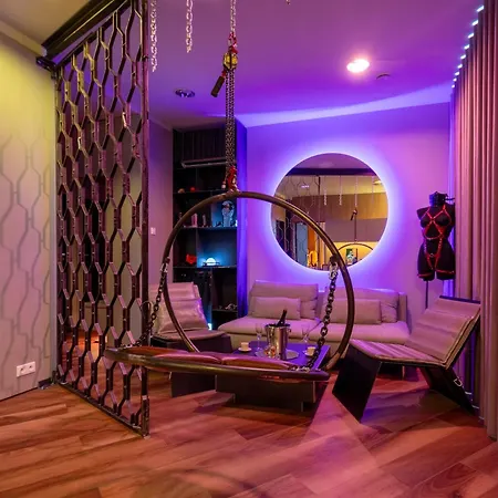 Bdsm Swing Klima Apartamenty Lustra Super Wygodne Lozko , Hustawka ,Dla Doroslych Adults Only Апартаменти